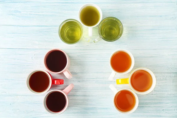 Tassen verschiedenen Tees — Stockfoto