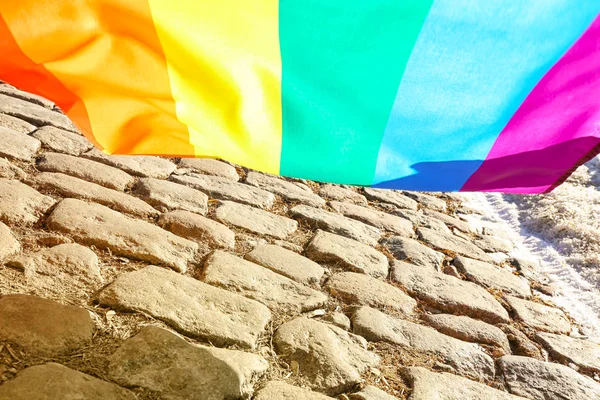 Eşcinsel bayrak açık havada — Stok fotoğraf