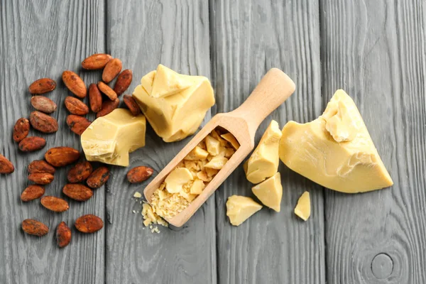 Kompozycja z masła kakaowego i fasoli — Zdjęcie stockowe