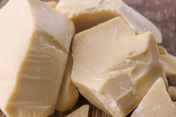 Kousky kakaového másla — Stock fotografie
