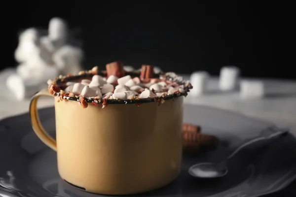 Tasse Kakao mit Marshmallows — Stockfoto