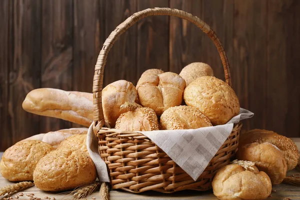 Különböző kenyér kosár — Stock Fotó