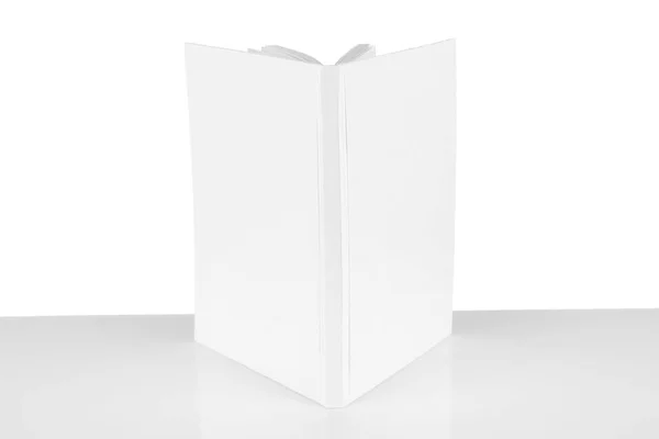 Книга в бланковой обложке — стоковое фото