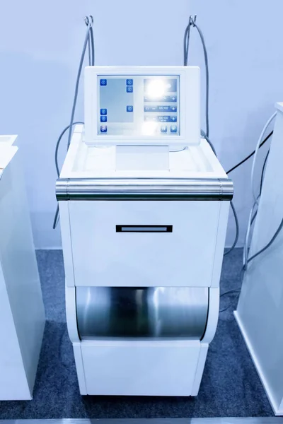 Equipamiento moderno para salones de spa — Foto de Stock