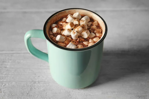 Cup of cocoa with marshmallows — Stock Photo, Image