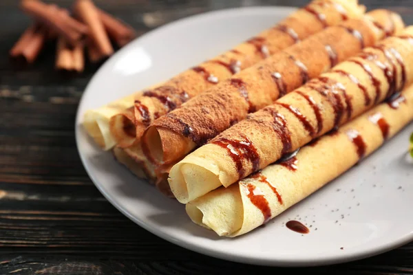 Gustosi pancake arrotolati — Foto Stock