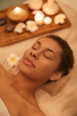 Afro-Amerikan spa salonda