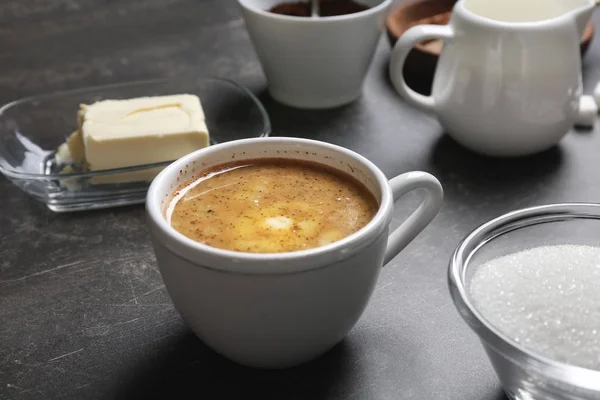 Taza de café con mantequilla — Foto de Stock