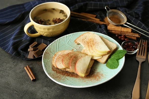 Gustosi toast alla cannella — Foto Stock