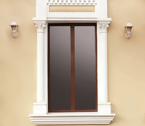 Old building with window — Stock Photo, Image