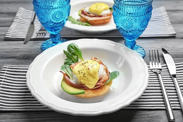 Välsmakande ägg Benedict — Stockfoto