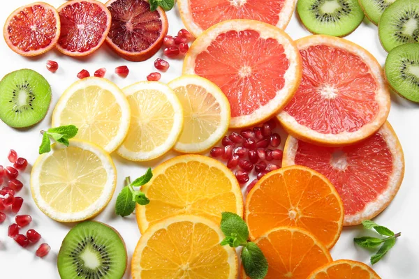 Jasne plastry owoców cytrusowych — Zdjęcie stockowe