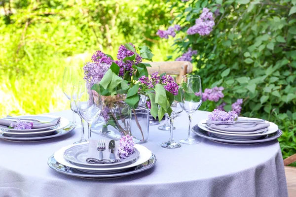 Configuração de mesa para o jantar — Fotografia de Stock