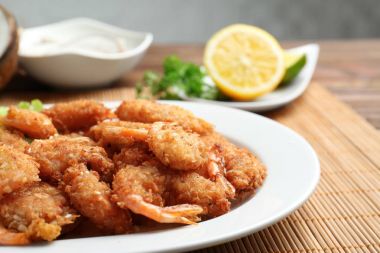 Lezzetli Hindistan cevizi karides