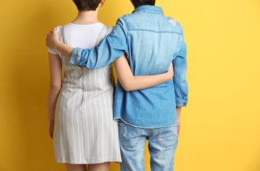 Genç lezbiyen çift 