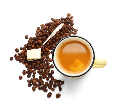 Lezzetli tereyağı kahve ile kompozisyon