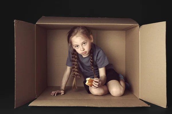 Pobre menina — Fotografia de Stock