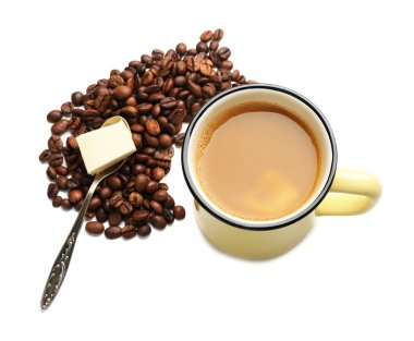 Lezzetli tereyağı kahve ile kompozisyon 