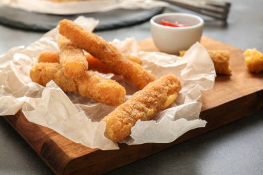 lezzetli Kızarmış peynirli çubuk  