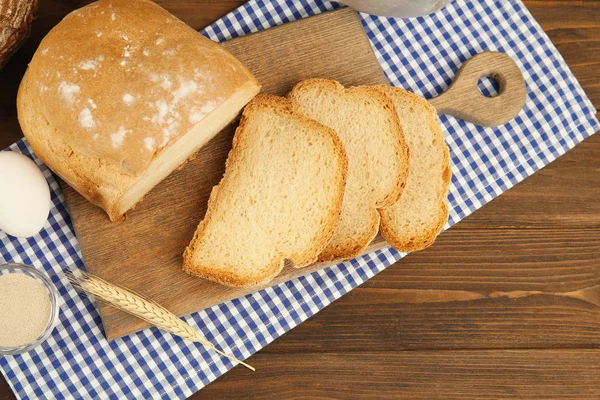 Składniki na chleb i pieczenia — Zdjęcie stockowe