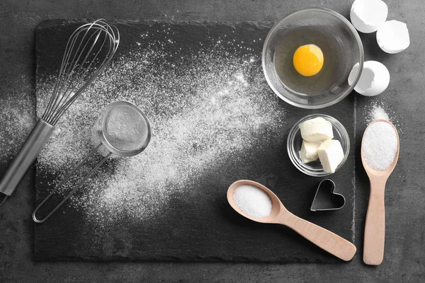 Bahan-bahan untuk menyiapkan mentega — Stok Foto