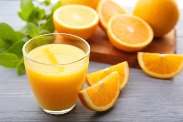 Glass of orange juice — Stock Photo, Image