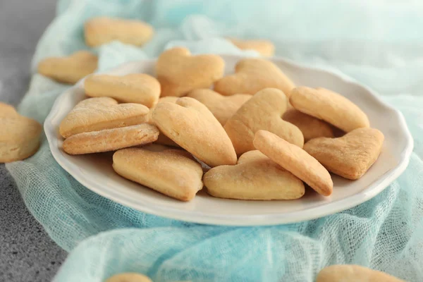 Heart shaped butter cookies — Stock Photo, Image