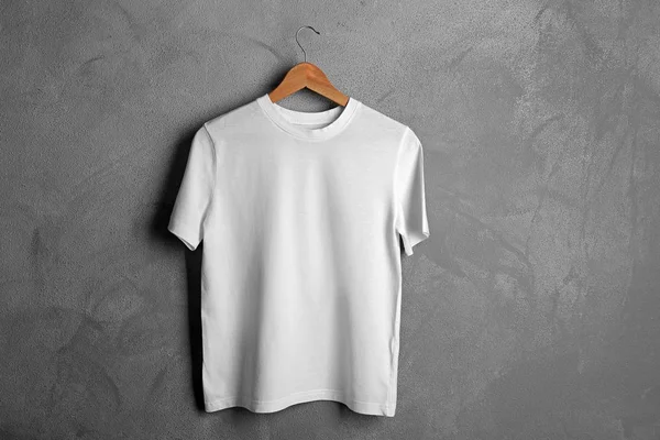 Boş beyaz t-shirt — Stok fotoğraf