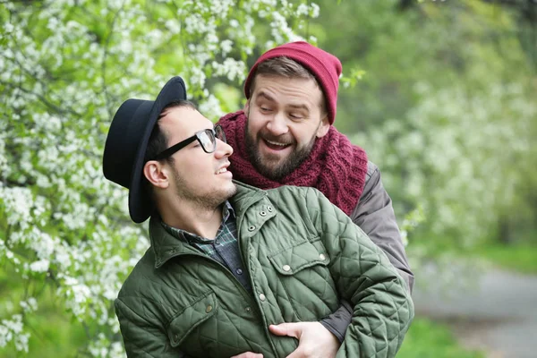 Feliz gay casal — Fotografia de Stock