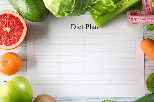 Plano de dieta e alimentos saudáveis — Fotografia de Stock