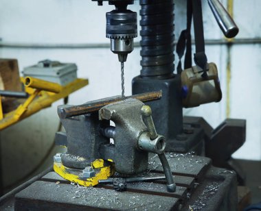 Kavrama ve Matkap metal işleme için