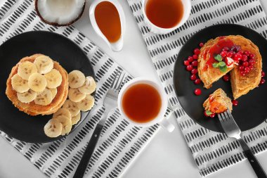 lezzetli Hindistan cevizi krep