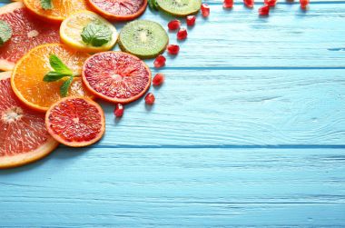 Taze narenciye dilimleri