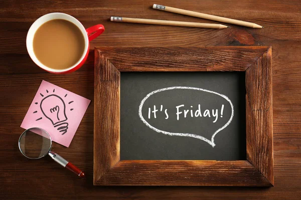 Chalkboard with text IT'S FRIDAY — Stock Photo, Image