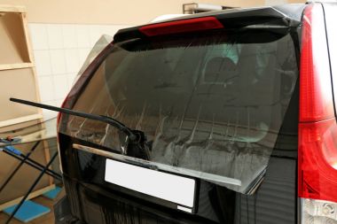 folyo araç penceresi üzerine renklendirme