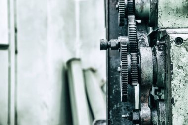 Dönüm makine parçası 