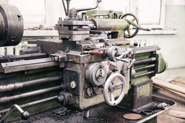 Máquina para metalurgia en tienda — Foto de Stock