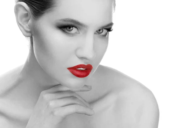 Mujer joven con labios rojos —  Fotos de Stock