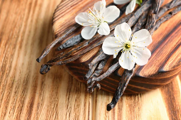 Kurutulmuş vanilya çubukları