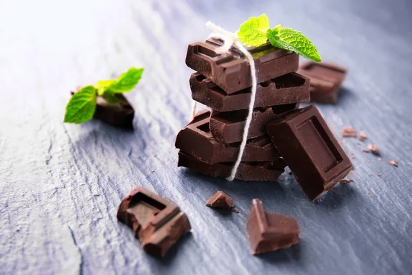チョコレートの部分を縛ら — ストック写真