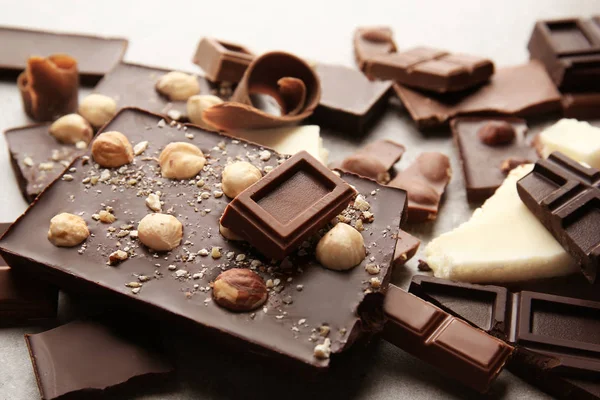 Heap of broken chocolate pieces — Stock Photo, Image