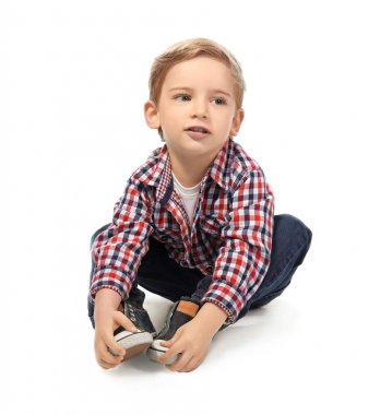 Şirin küçük çocuk.