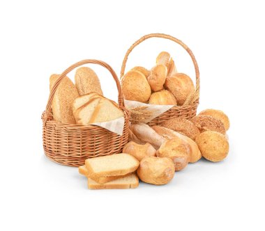 hasır sepetleri ve farklı ekmek