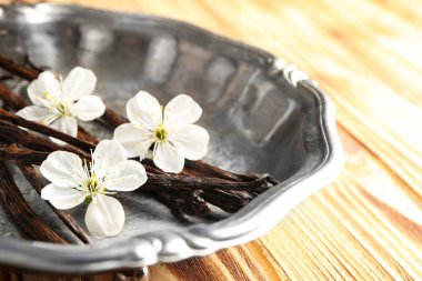 Kurutulmuş vanilya çubukları