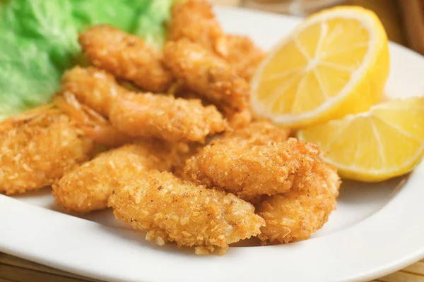 Lezzetli Hindistan cevizi karides