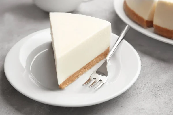 맛 있는 치즈 케이크의 조각 — 스톡 사진