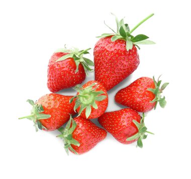  Beyaz arka planda kırmızı çilekler