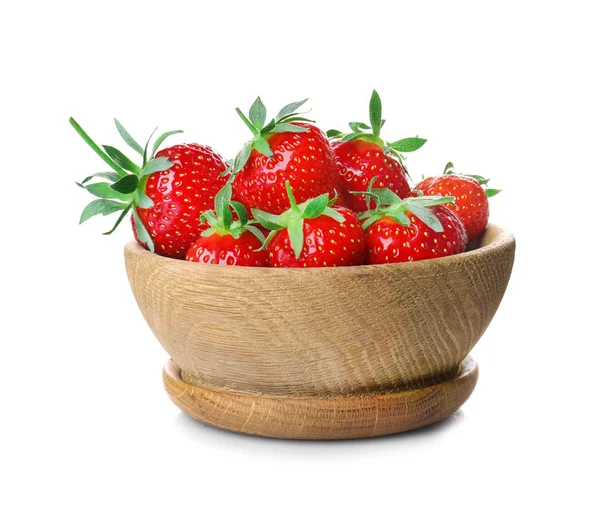 Röda jordgubbar på vit bakgrund — Stockfoto