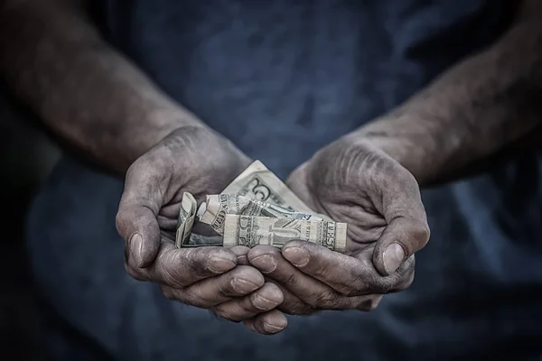 Poor man begging for money — Stock Photo, Image