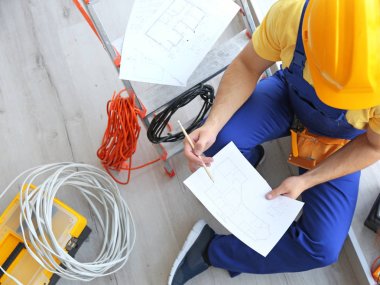 Elektrikçi kontrol düzeni 